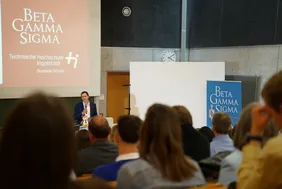Ehre und Verantwortung zugleich: Die Mitgliedschaft bei Beta Gamma Sigma ist ein Premiumsiegel für die Studierenden und Alumni (Foto: THI).