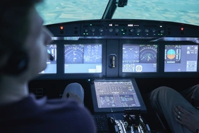 Zukunftsfelder im Blick: An der THI, insbesondere am Technologietransferzentrum Unbemannte Flugsysteme in Manching, wird zu modernen Luftfahrttechnologien und sicheren Avioniksystemen geforscht (Foto: Anna Schroll/THI).