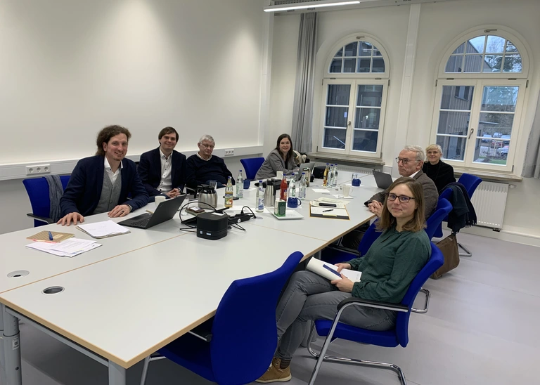 The Sustainability Campus team in conversation with Members of the Bundestag Bernhard Daldrup (2nd from right) and Andreas Mehltretter (2nd from left) (Photo: THI).