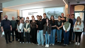 THI-Studierende erhielten im Rahmen der Exkursion spannende Einblicke in das enge Zusammenspiel von Ingenieurwissenschaften, Informatik und medizinischen Innovationen (Foto: THI).