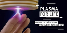 Illustration of a hand with the Plamsa for Live logo next to it and the words Innovative Lösungen aus Südniedersachsen
