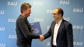 Professor Marc Stamminger (l.) und Dr.-Ing. Anatoli Djanatliev (Foto: FAU Tech).