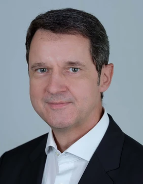 Im Interview: Prof. Dr.-Ing. Klaus-Uwe Moll, Studiengangleiter des neuen Masterstudiengangs "Green Engineering". Quelle: THI Porträtbild Mann