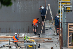 Am Nachhaltigkeitscampus Neuburg wird die technische Infrastruktur weiter ausgebaut (Symbolbild: Pixabay).