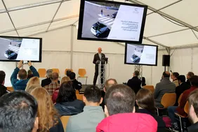 THI-Präsident Professor Walter Schober bei der Eröffnung des neuen Zentrums für Fahrzeugforensik – ein weiterer Schritt, um Innovation voranzutreiben (Foto: THI).